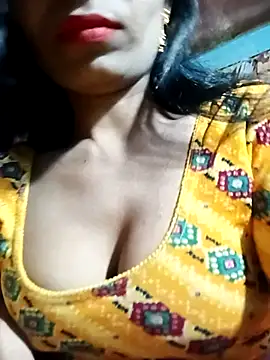 Snapshot of Kajal__Mehra chatting on March 5, 3:40 pm Kajal Mehra online show from March 5, 3:40 pm