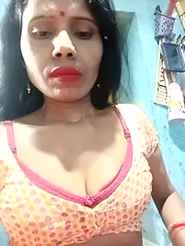 Snapshot of Kajal__Mehra chatting on March 13, 3:06 pm Kajal Mehra online show from March 13, 3:06 pm