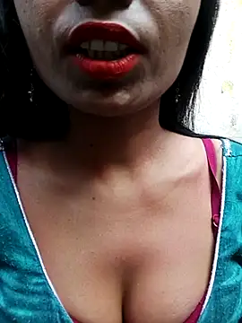 Snapshot of Kajal__Mehra chatting on March 18, 10:36 am Kajal Mehra online show from March 18, 10:36 am