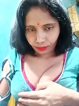 Snapshot of Kajal__Mehra chatting on March 18, 4:48 pm Kajal Mehra online show from March 18, 4:48 pm