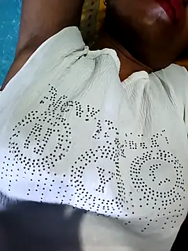 Snapshot of Kajal__Mehra chatting on September 21, 9:49 pm Kajal Mehra online show from September 21, 9:49 pm