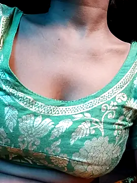 Snapshot of Kajal__Mehra chatting on September 30, 4:17 am Kajal Mehra online show from September 30, 4:17 am