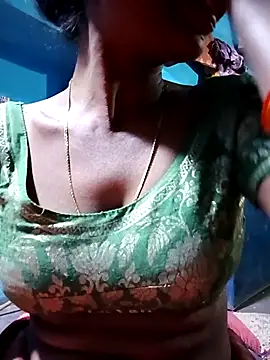 Snapshot of Kajal__Mehra chatting on November 16, 8:36 pm Kajal Mehra online show from November 16, 8:36 pm