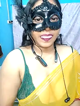 Sexy Mona Bhabhi online show from February 15, 5:50 pm