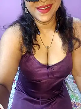 Sexy Mona Bhabhi online show from November 8, 6:29 pm