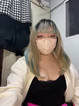 Snapshot of YUNA-yuna chatting on January 17, 12:21 pm YUNA-yuna online show from January 17, 12:21 pm