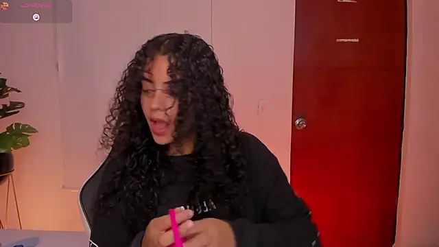 yaya23x online show from March 27, 2:17 pm