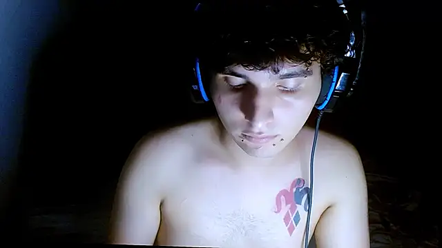 Charley quin online show from April 13, 11:43 pm