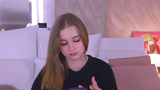 Snapshot of EllieHayes chatting on March 19, 9:48 pm EllieHayes online show from March 19, 9:48 pm