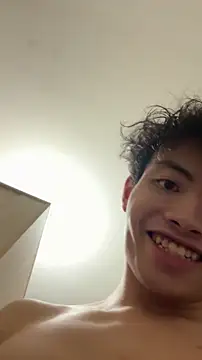 Kitjai200301 online show from November 3, 9:10 am