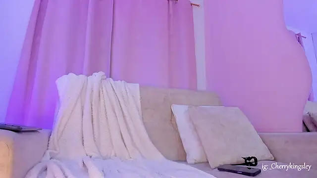 Snapshot of _cherrykingsley1 chatting on September 26, 4:38 am cherrykingsley1 online show from September 26, 4:38 am