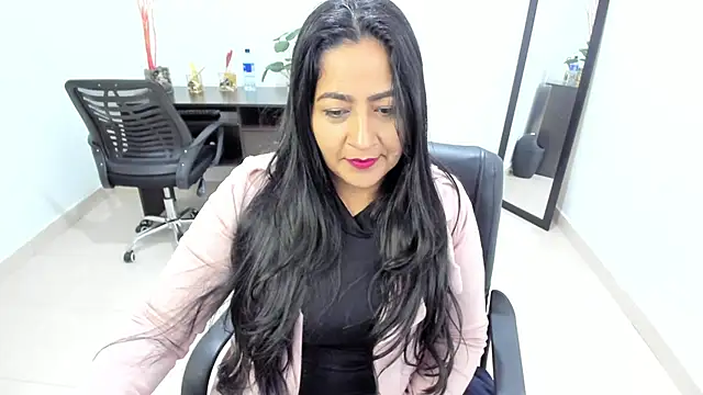 Snapshot of Adele_Sweett chatting on February 25, 9:53 am Adele Sweett online show from February 25, 9:53 am