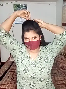 Hot-Angel  online show from January 6, 4:34 pm