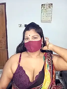 Hot-Angel  online show from October 6, 3:53 pm