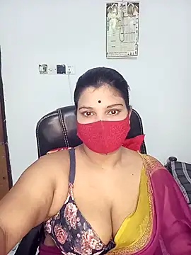 Hot-Angel  online show from October 7, 7:44 pm