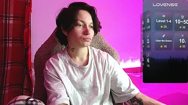 Snapshot of esajukyy chatting on November 22, 12:59 pm esajukyy online show from November 22, 12:59 pm