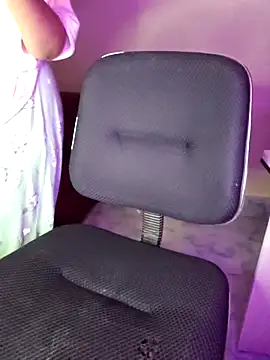 Snapshot of Olivia3 chatting on February 15, 12:54 pm Olivia3 online show from February 15, 12:54 pm