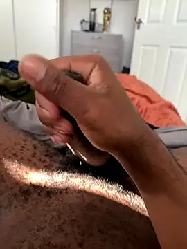 Hueythebbc online show from September 25, 2:21 pm