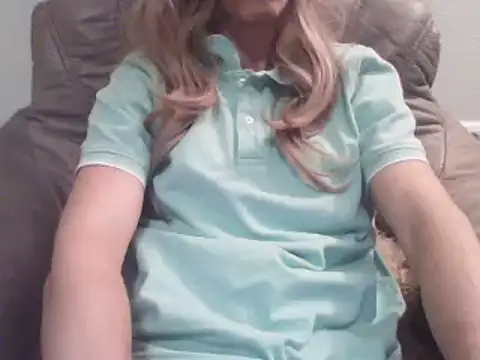 Snapshot of Kinky-Kristina chatting on January 18, 10:17 pm Kinky-Kristina online show from January 18, 10:17 pm