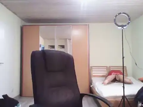 Snapshot of Kinky-Kristina chatting on February 9, 6:16 pm Kinky-Kristina online show from February 9, 6:16 pm