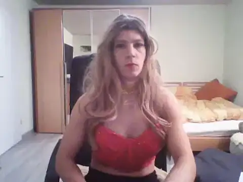 Snapshot of Kinky-Kristina chatting on February 13, 6:16 pm Kinky-Kristina online show from February 13, 6:16 pm