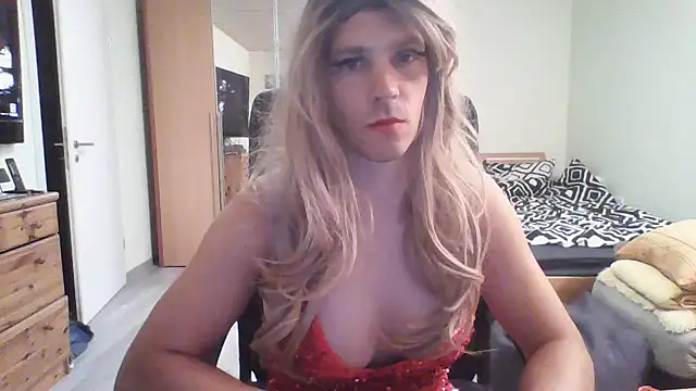 Snapshot of Kinky-Kristina chatting on September 12, 7:14 pm Kinky-Kristina online show from September 12, 7:14 pm