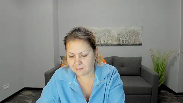 Snapshot of Milana_Blake chatting on December 11, 9:41 am Milana Blake online show from December 11, 9:41 am
