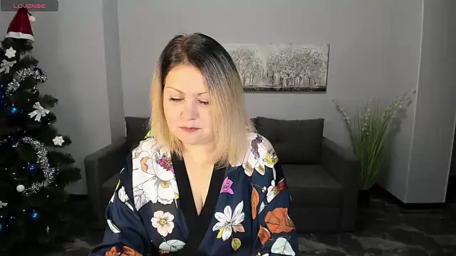 Snapshot of Milana_Blake chatting on December 25, 7:03 am Milana Blake online show from December 25, 7:03 am