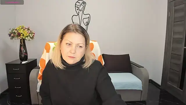 Snapshot of Milana_Blake chatting on January 8, 6:52 pm Milana Blake online show from January 8, 6:52 pm