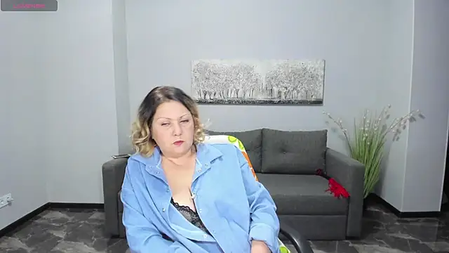 Snapshot of Milana_Blake chatting on January 13, 5:12 pm Milana Blake online show from January 13, 5:12 pm