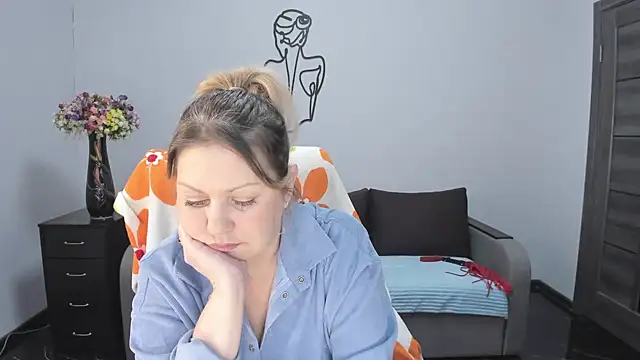 Snapshot of Milana_Blake chatting on January 14, 10:06 am Milana Blake online show from January 14, 10:06 am
