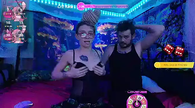 Snapshot of Stonermama666420 chatting on February 2, 4:05 am Stonermama666420 online show from February 2, 4:05 am