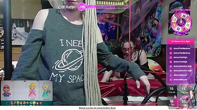 Snapshot of Stonermama666420 chatting on February 26, 4:58 am Stonermama666420 online show from February 26, 4:58 am