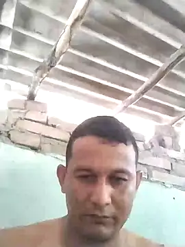 Snapshot of Feli230990 chatting on February 3, 8:57 pm Feli230990 online show from February 3, 8:57 pm