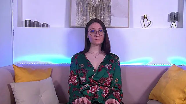 VictoriaArdern online show from January 23, 1:19 am