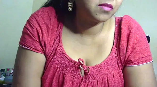 Snapshot of Suhana-sapna chatting on February 6, 1:21 pm Suhana-sapna online show from February 6, 1:21 pm