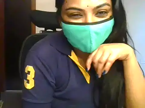 Snapshot of Hritvika chatting on February 18, 7:32 am Hritvika online show from February 18, 7:32 am