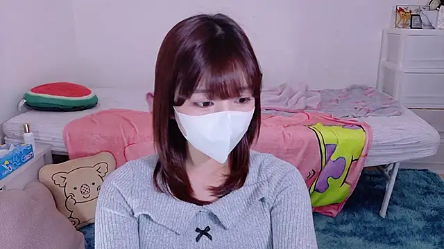 Snapshot of Runarunapi chatting on January 9, 11:24 am Runarunapi online show from January 9, 11:24 am