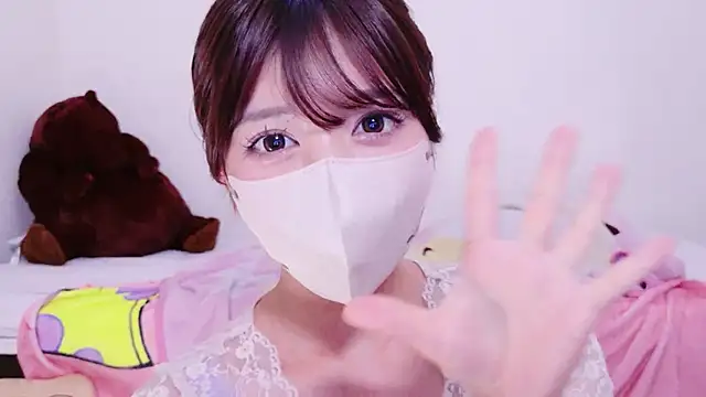 Snapshot of Runarunapi chatting on February 26, 12:59 pm Runarunapi online show from February 26, 12:59 pm