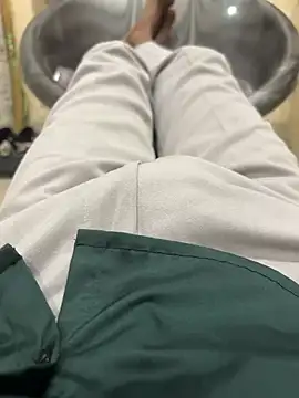 mahiking online show from January 27, 5:37 pm