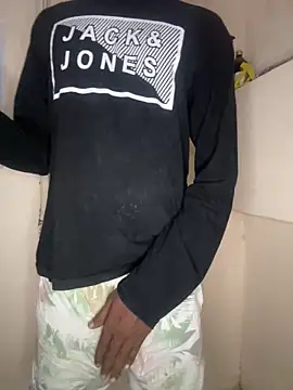 mahiking online show from March 18, 6:59 pm