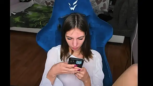 Snapshot of Venera66615 chatting on January 22, 5:28 pm Venera66615 online show from January 22, 5:28 pm