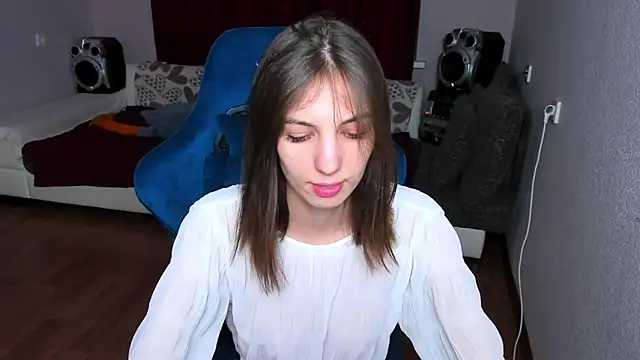 Snapshot of Venera66615 chatting on February 4, 4:50 pm Venera66615 online show from February 4, 4:50 pm