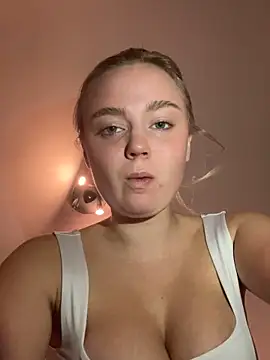 CherryEmmy online show from November 9, 7:12 pm