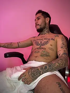 Snapshot of Junihn0 chatting on November 17, 9:09 pm Junihn0 online show from November 17, 9:09 pm