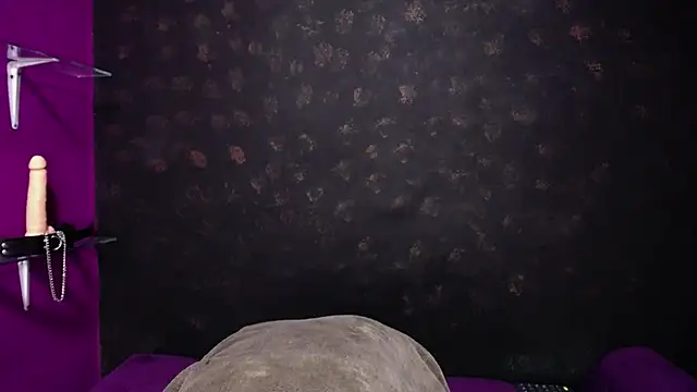 Sadie Queen online show from December 16, 5:33 pm