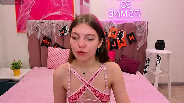 Snapshot of marie_reyes_ chatting on October 31, 1:39 am marie reyes online show from October 31, 1:39 am