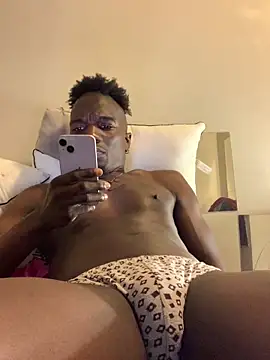 Shawtyblaque21 online show from April 10, 2:39 am