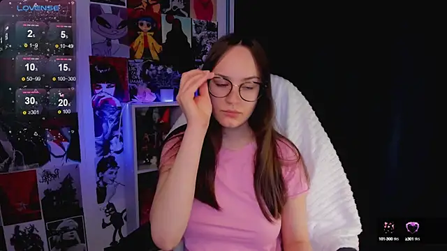 Lilly Soulmate online show from March 5, 1:42 am