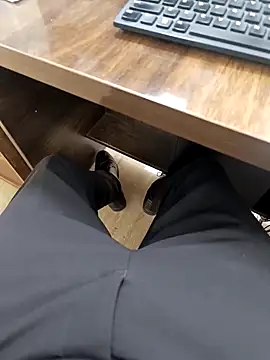 Snapshot of Kakabiraji chatting on December 3, 7:27 am Kakabiraji online show from December 3, 7:27 am